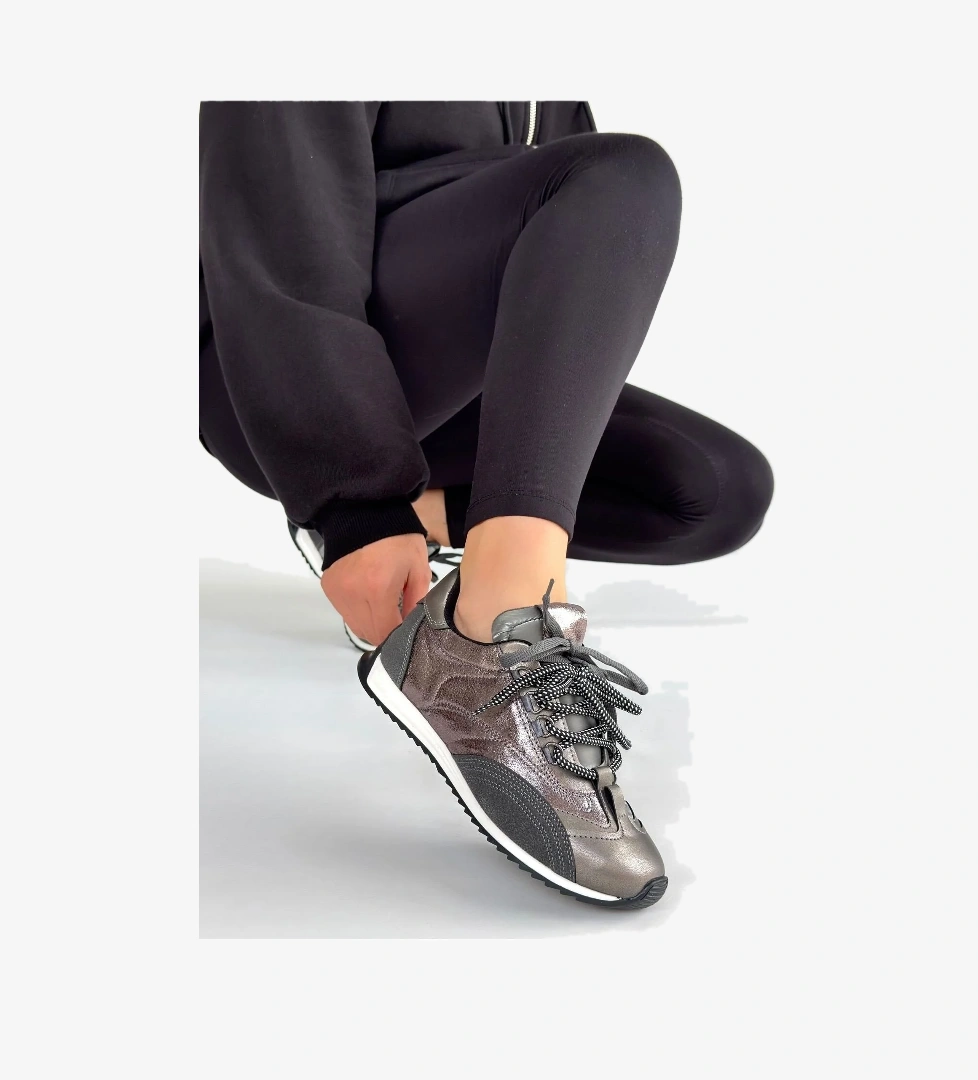 Platin Paraşüt Detaylı Bağcıklı Kadın Spor Ayakkabı - Görsel 1