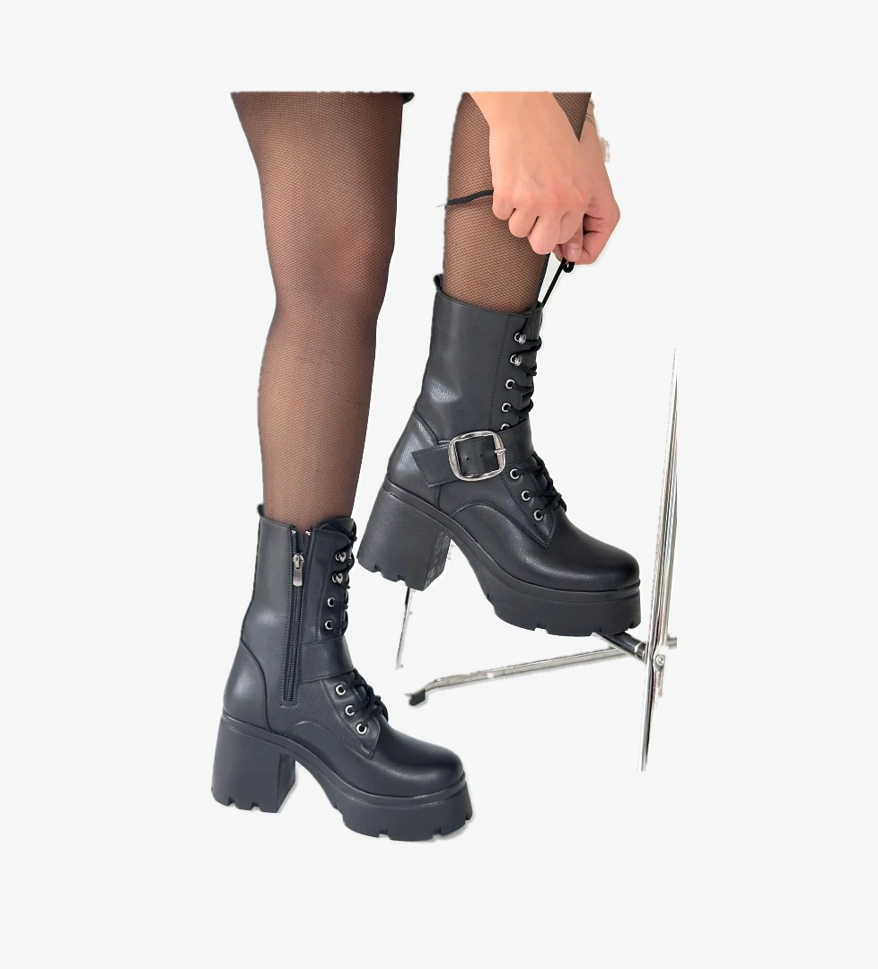 Siyah Fermuarlı Bağcık Detaylı Kadın Topuklu Bot - Görsel 1