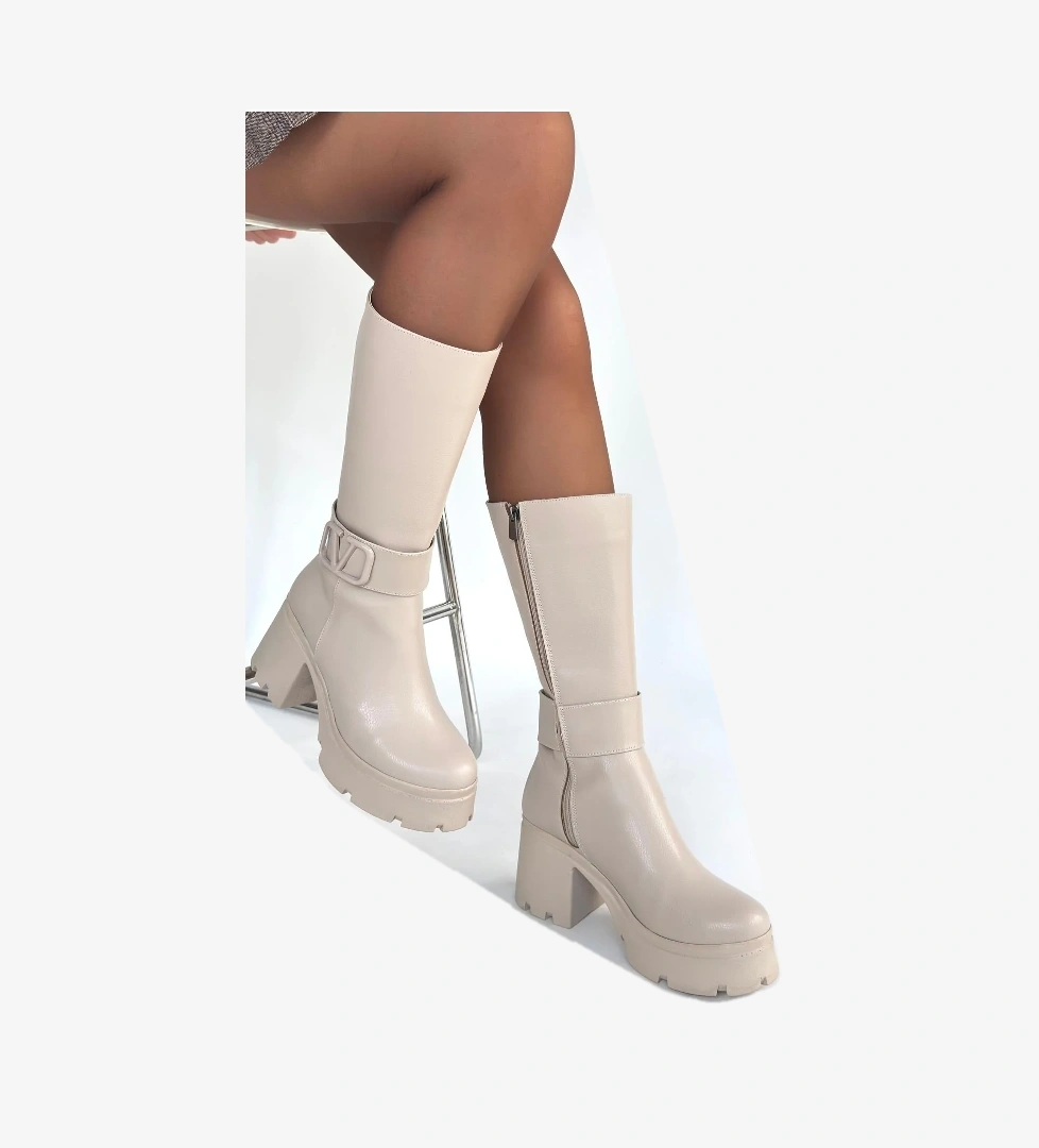 Bej Fermuarlı Kadın Topuklu Çizme