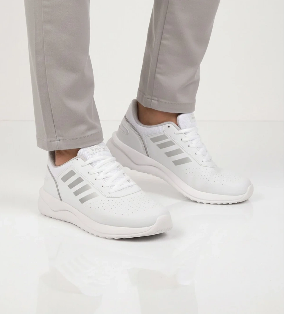 Beyaz Bağcıklı Hafif Esnek Erkek Spor Ayakkabı Nereus M