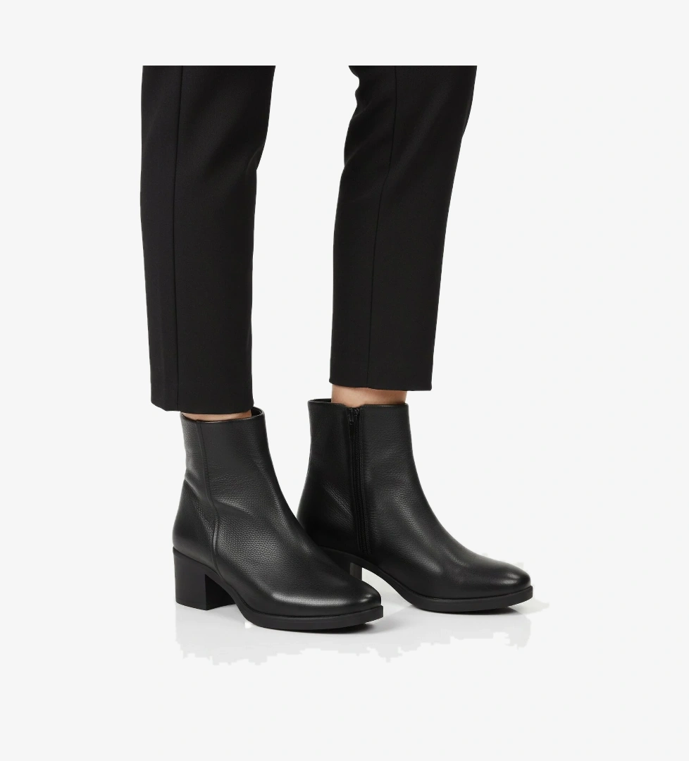 Siyah Hakiki Deri Fermuarlı Polarlı Kadın Bot 92162-1 Z - Görsel 1