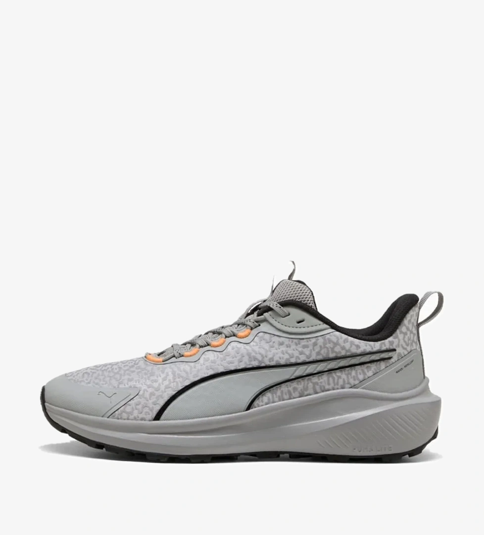 Puma Skyrocket Lite Trail Wtr Erkek Gri Koşu Ayakkabısı model görseli