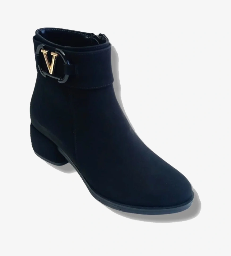 550-26 Yağlı Deri Anatomik V Toka Kalın Topuk Kadın Bot - Görsel 1