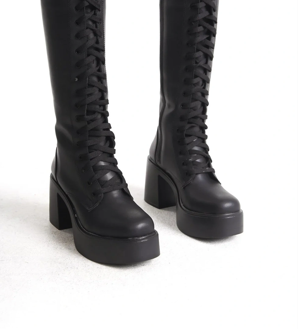 Ventes Kalın Taban Topuklu Fermuarlı Diz Altı Sade Bağcıklı Kadın Çizme model görseli