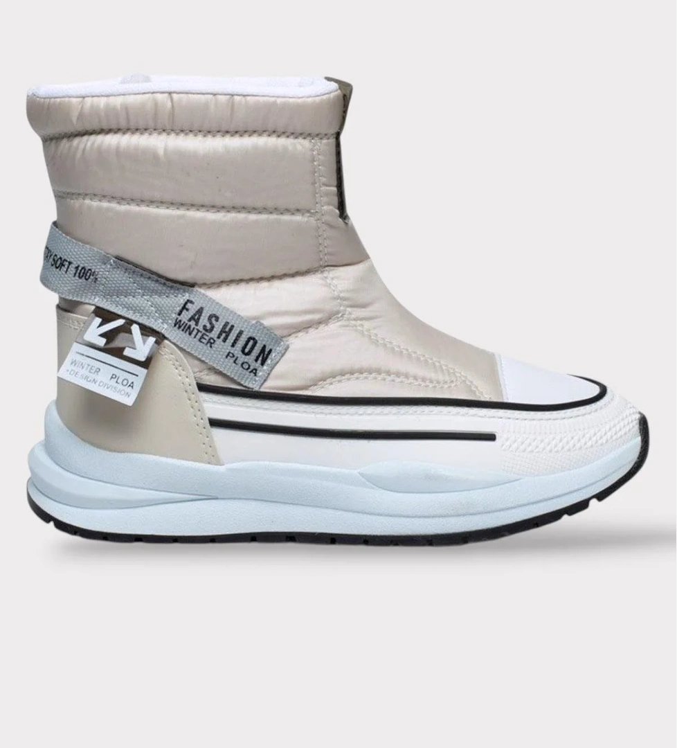 Liger İçi Kürklü Kaydırmaz Taban Kadın Kar Botu Bej Si̇yah model görseli