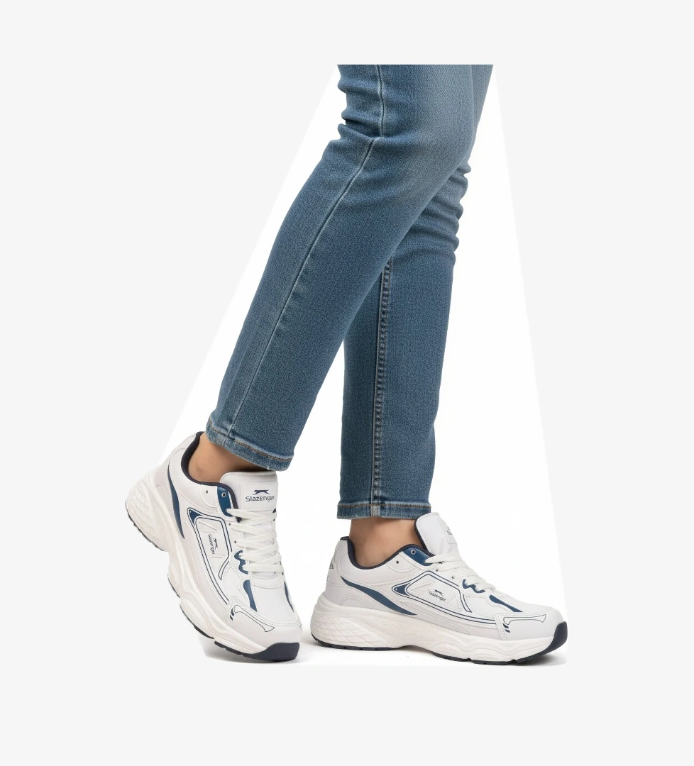 Slazenger Siyah Beyaz Lacivert Bağcıklı Unisex Spor Ayakkabı model görseli