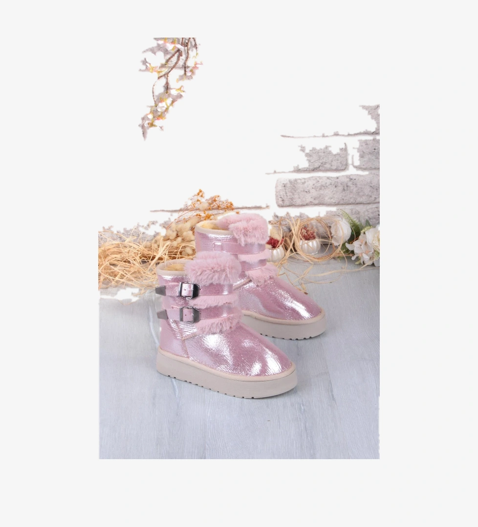 Fort Nurela Simli Süet İçi Kürklü Tüy Ve Toka Detaylı Anne Kız Kısa Kadın Bot model görseli