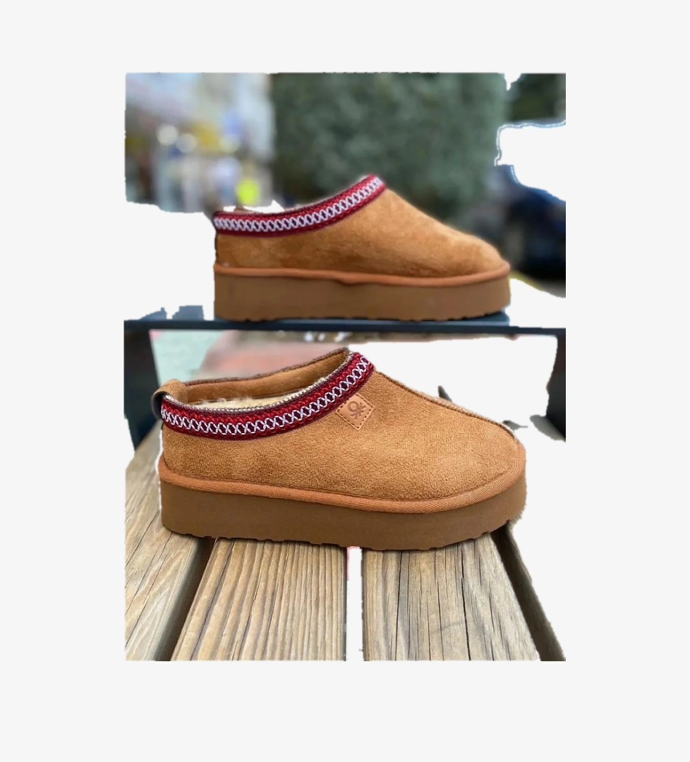 Benetton ® Kadın Tüylü Ayakkabı BN-50149 model görseli