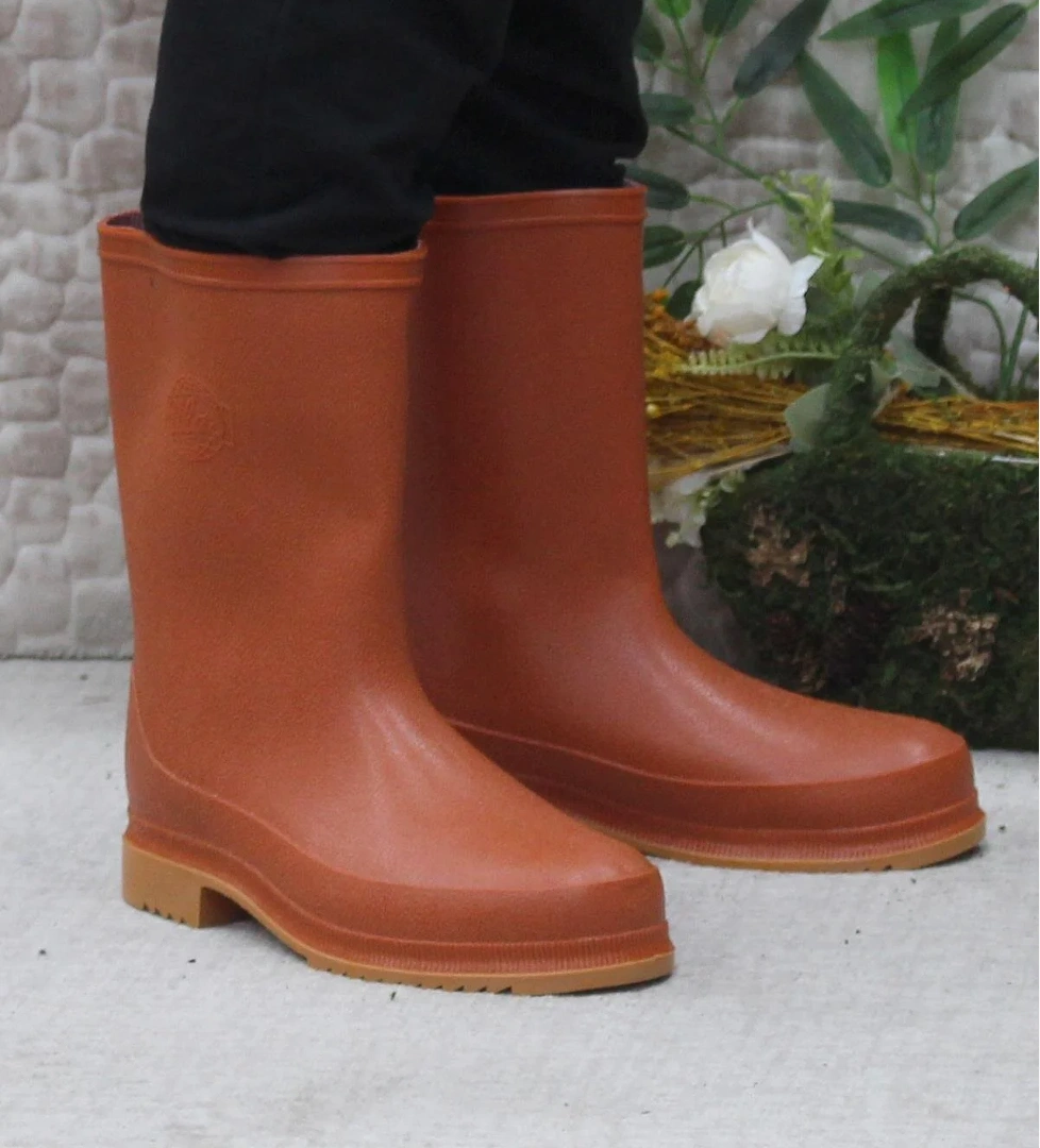 Ulaş Su Geçirmez Soğuga Dayanıklı Kauçuk Kısa Konç Çizme Balıkçı Çiftci İnşaat Oto Yıkamacı Çizme - Görsel 1