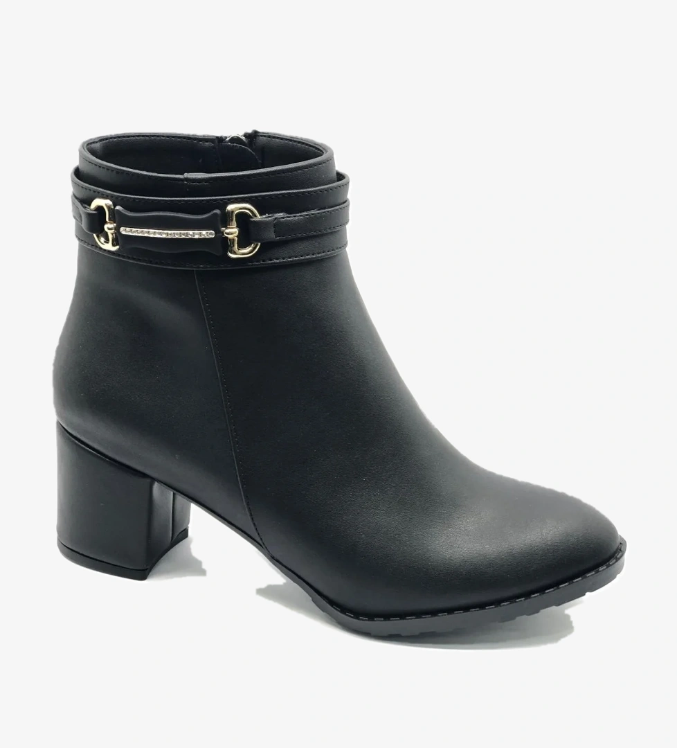 Yanı İnce Taş Tokalı Klasik Topuklu Kadın Bot