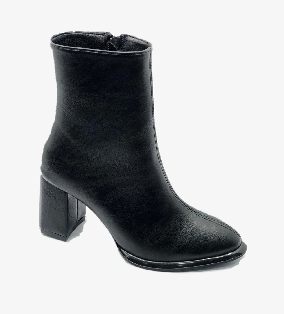 Dikiş Detaylı Klasik Topuklu Kadın Bot