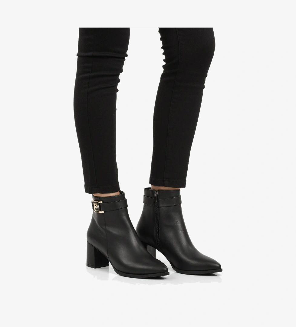 Siyah İçi Kürklü Fermuarlı Kadın Topuklu Bot PC-54975 Z