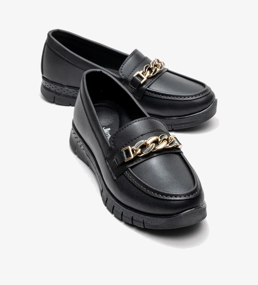 Yumuşak Tabanlı Zincir Detaylı Kadın Ayakkabı SİYAH CİLT - Görsel 1