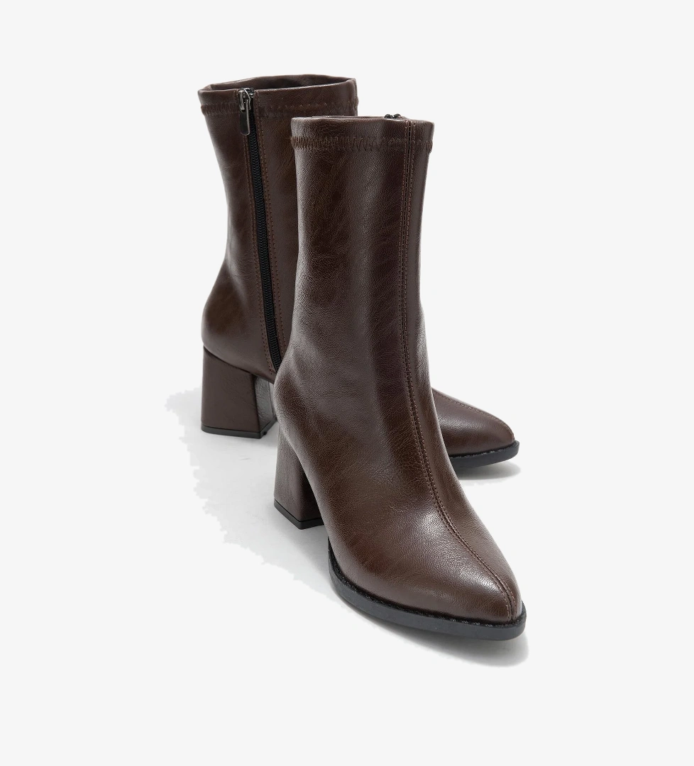 Ccway Sade Dikişli Fermuarlı Kadın Topuklu Bot Ci̇lt model görseli