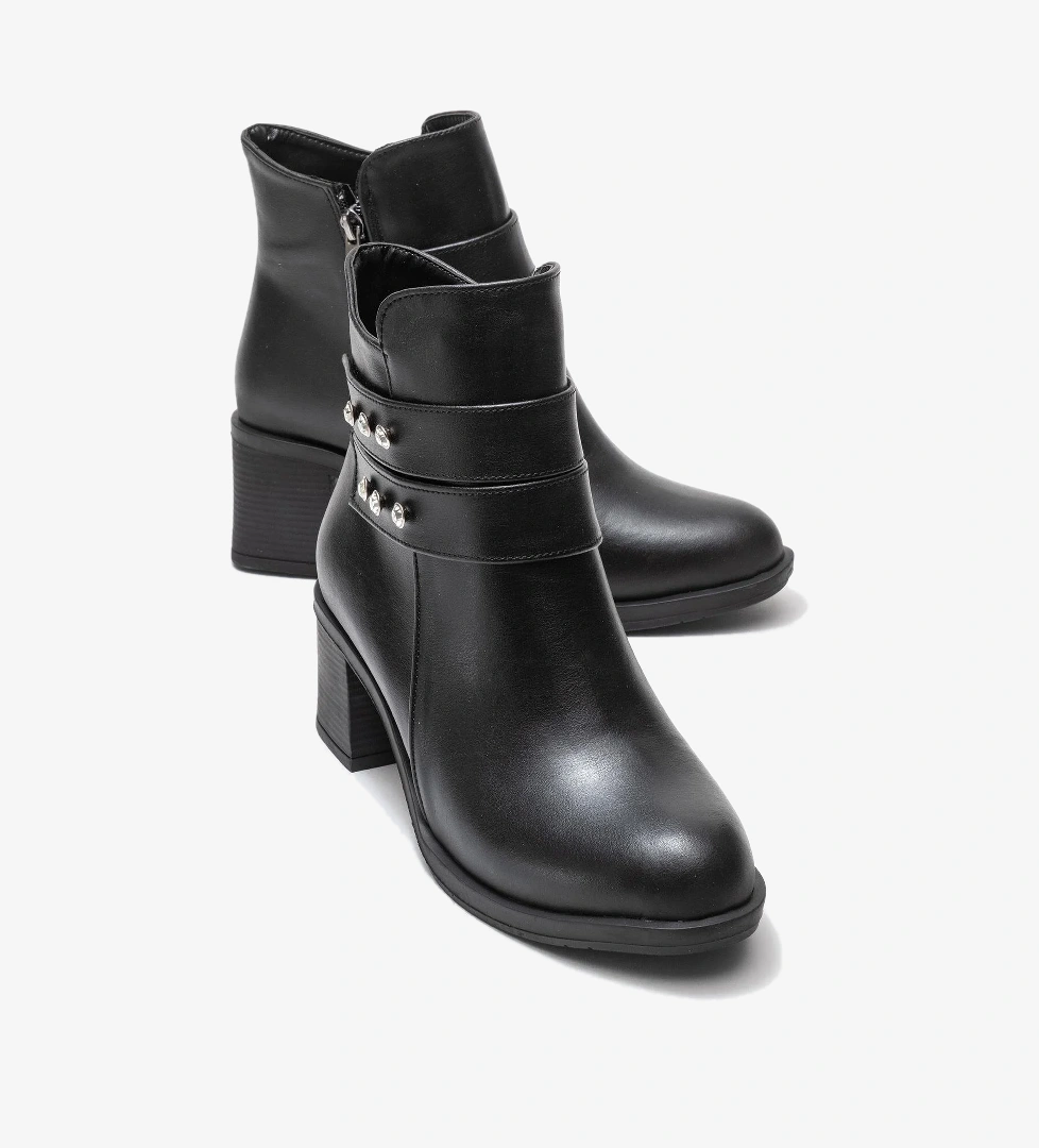 Ccway Kadın Çift Kemerli Taşlı Topuklu Bot Ci̇lt model görseli