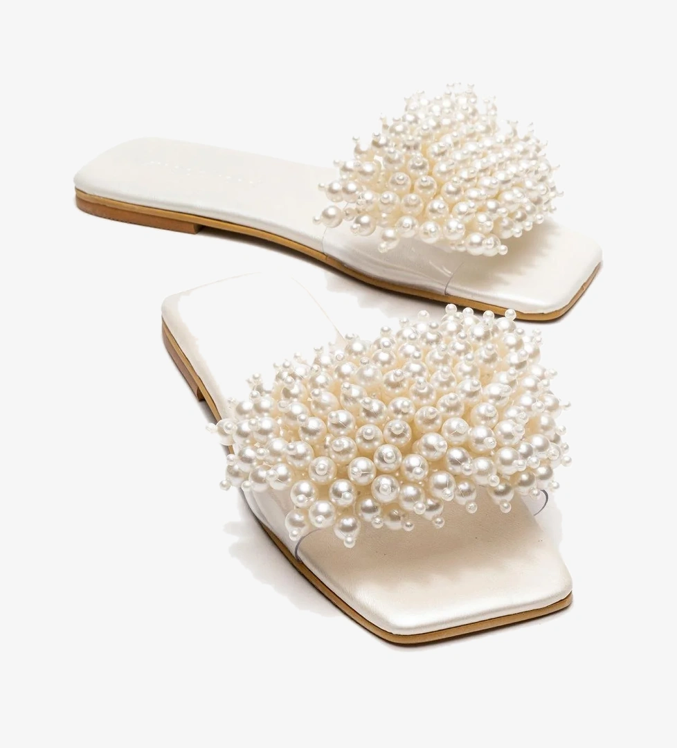 Ccway Kadın İncili Terlik Bej Sedef model görseli