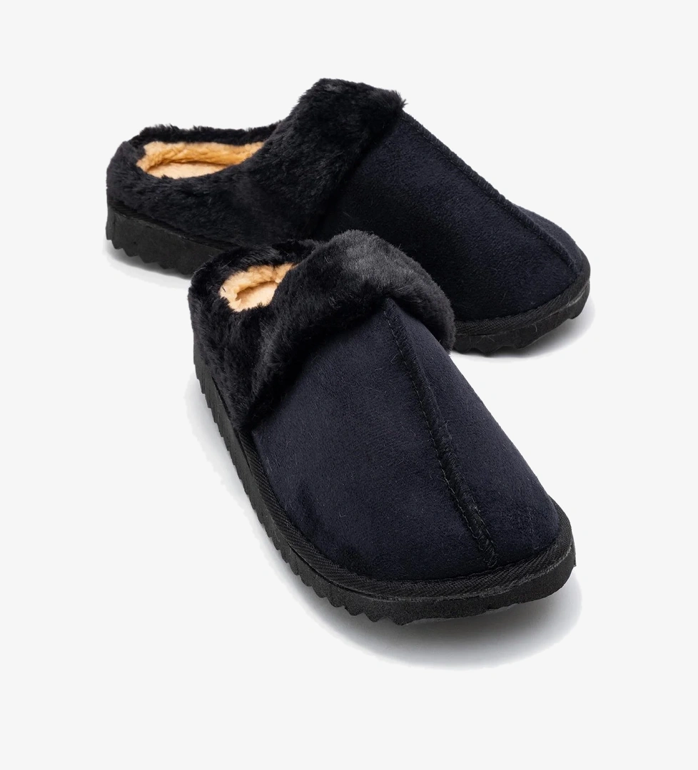 Ccway Kadın Arkası Açık Tüylü Ev Terliği; model görseli