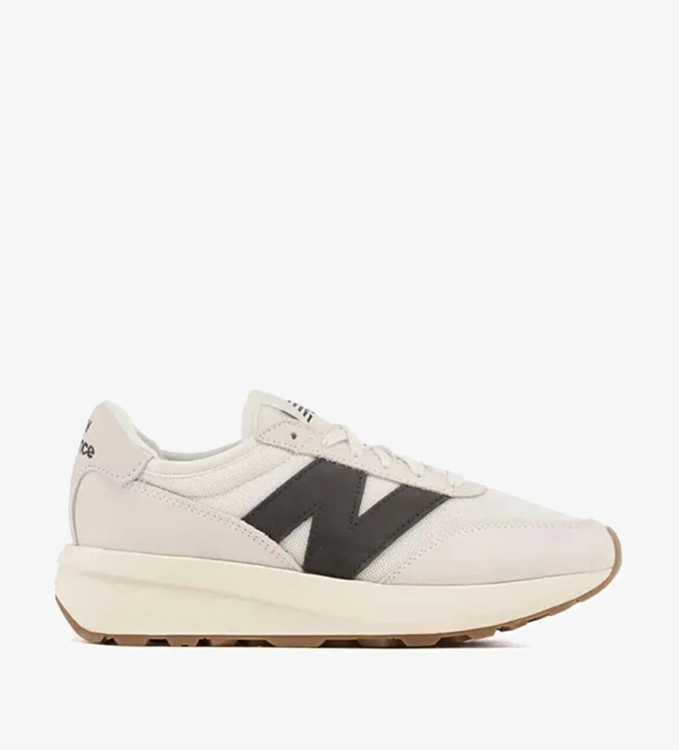 New Balance 370 Erkek Siyah Spor Ayakkabı model görseli