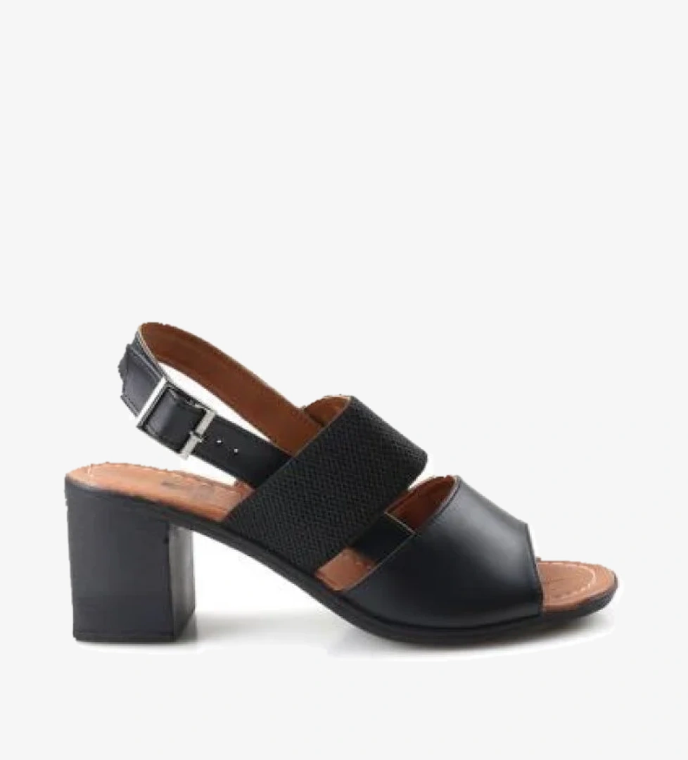 Papuçcity Frzn 02569 6 Cm Kadın Topuklu Sandalet model görseli