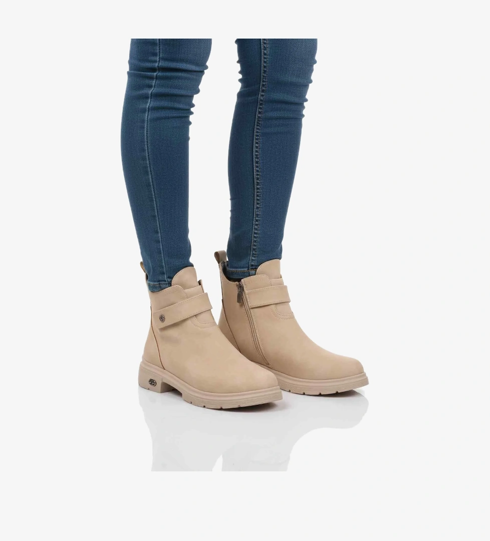 Bej Nubuk Kürklü Kaymaz Soğuğa Dirençli Kadın Bot PC-55336 Z