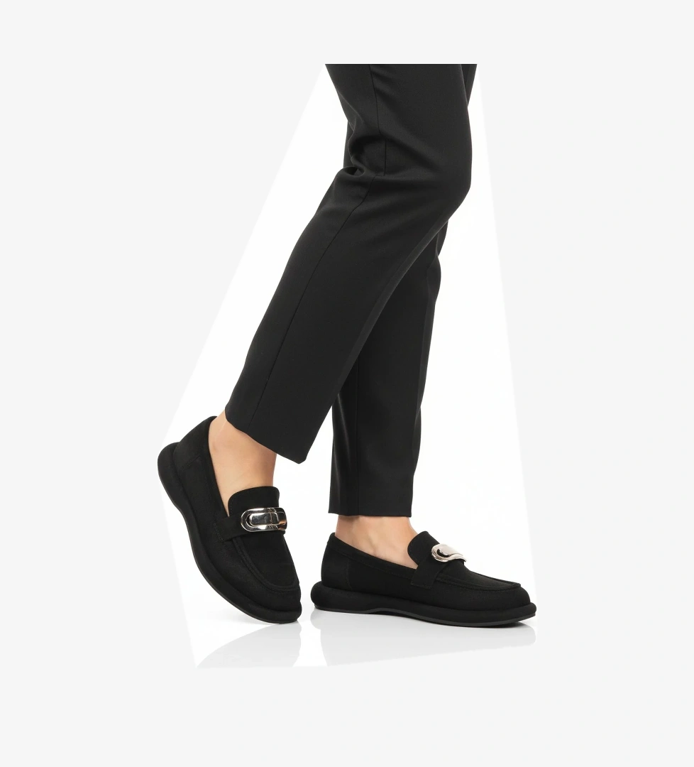 A Spor Aspor Siyah Süet Kadın Casual Ayakkabı model görseli