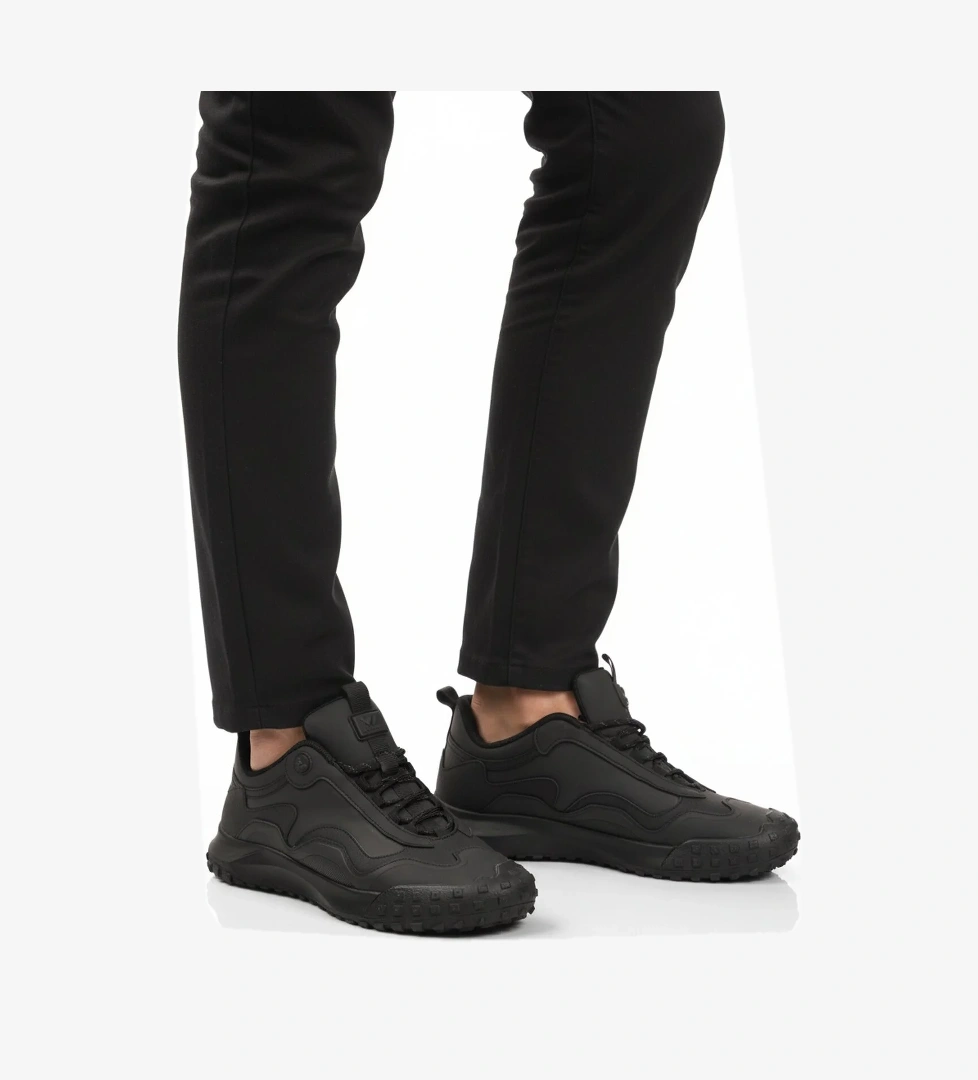 Siyah Bağcıklı Erkek Spor Ayakkabı - Görsel 1