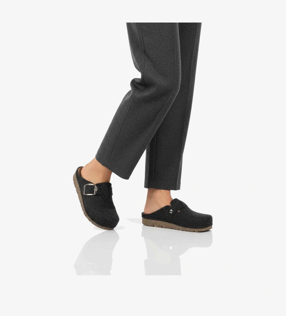 Ayakmod Camel Siyah Keçe Anatomik Kadın Ev Terliği K-117.005 Z model görseli