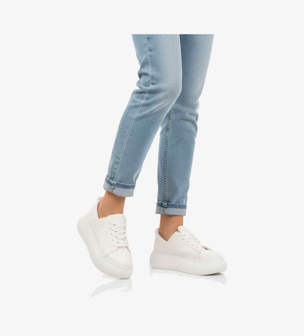 Beyaz Kalın Taban Bağcıklı Kadın Spor Ayakkabı Termo DV-03 Z