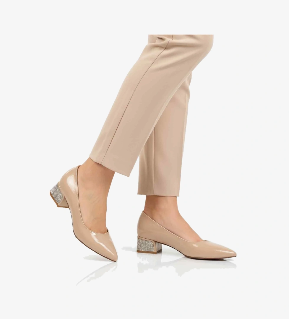 Bej Kırışık Taş İşlemeli Kadın Abiye Ayakkabı 357180 Z