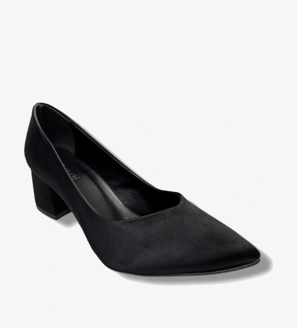 Cakgo Mengi 690-26 Saten Kısa Kare Topuk Kadın Ayakkabı 38-40 model görseli