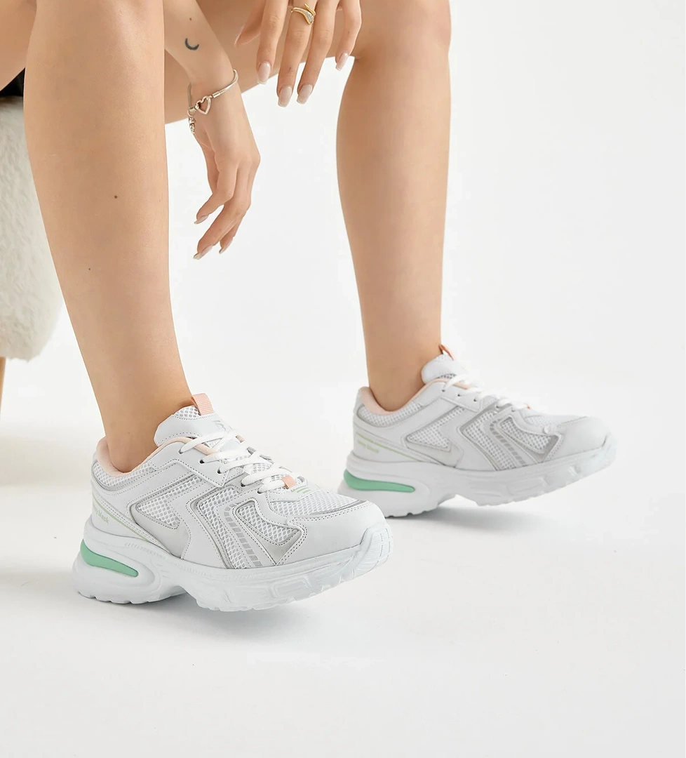 Kadın Beyaz Su Yeşili Kalın Hafif Faylon Taban File Detaylı Bağcıklı Spor Ayakkabı