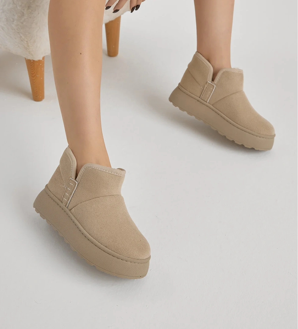 Kadın Bej Kalın Poli Taban İçi Astarlı Süet Görünümlü Günlük Bot