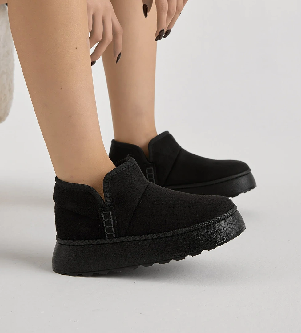 Kadın Siyah Kalın Poli Taban İçi Astarlı Süet Görünümlü Günlük Bot