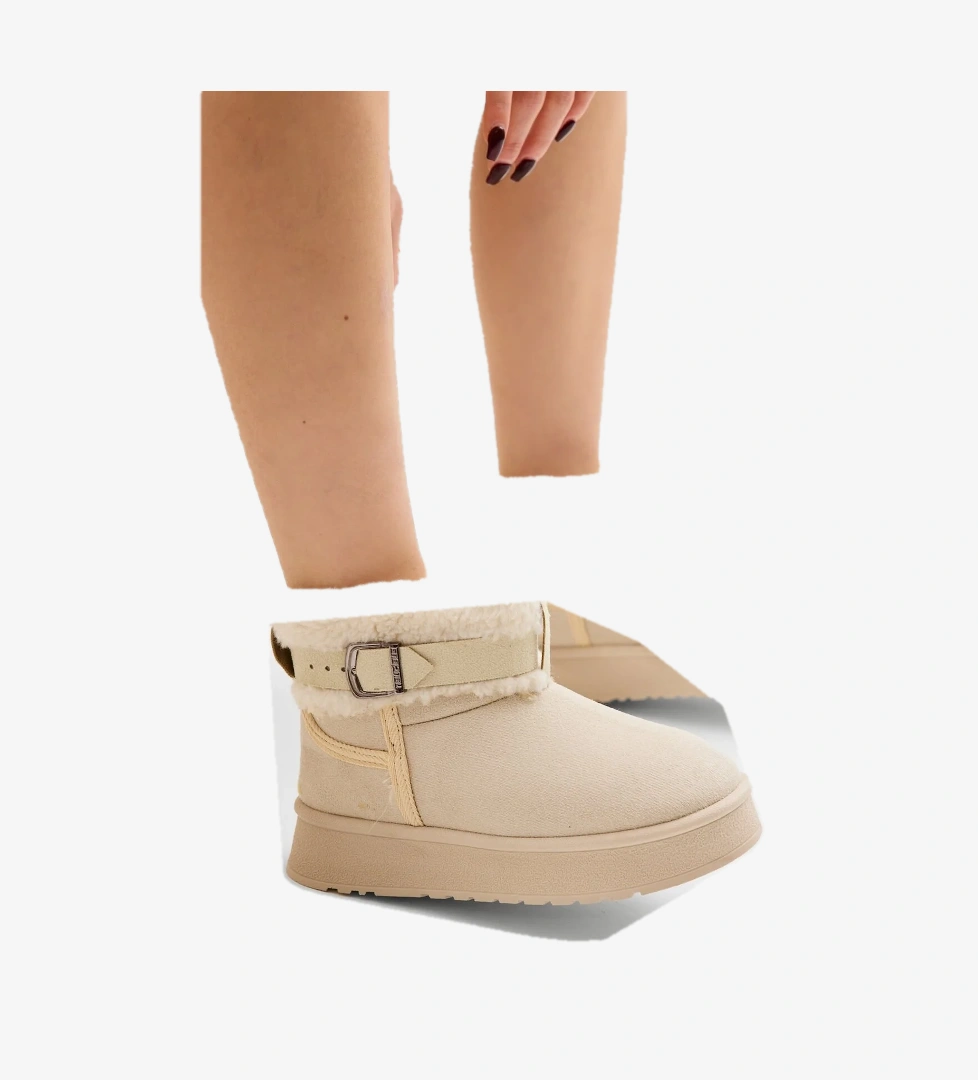 Kadın Bej Kalın Poli Taban Kürk Detaylı Süet Görünümlü Günlük Bot