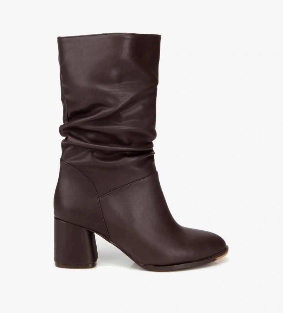 Kadın Kahverengi Kırışık Görünümlü Diz Altı Topuklu Bot