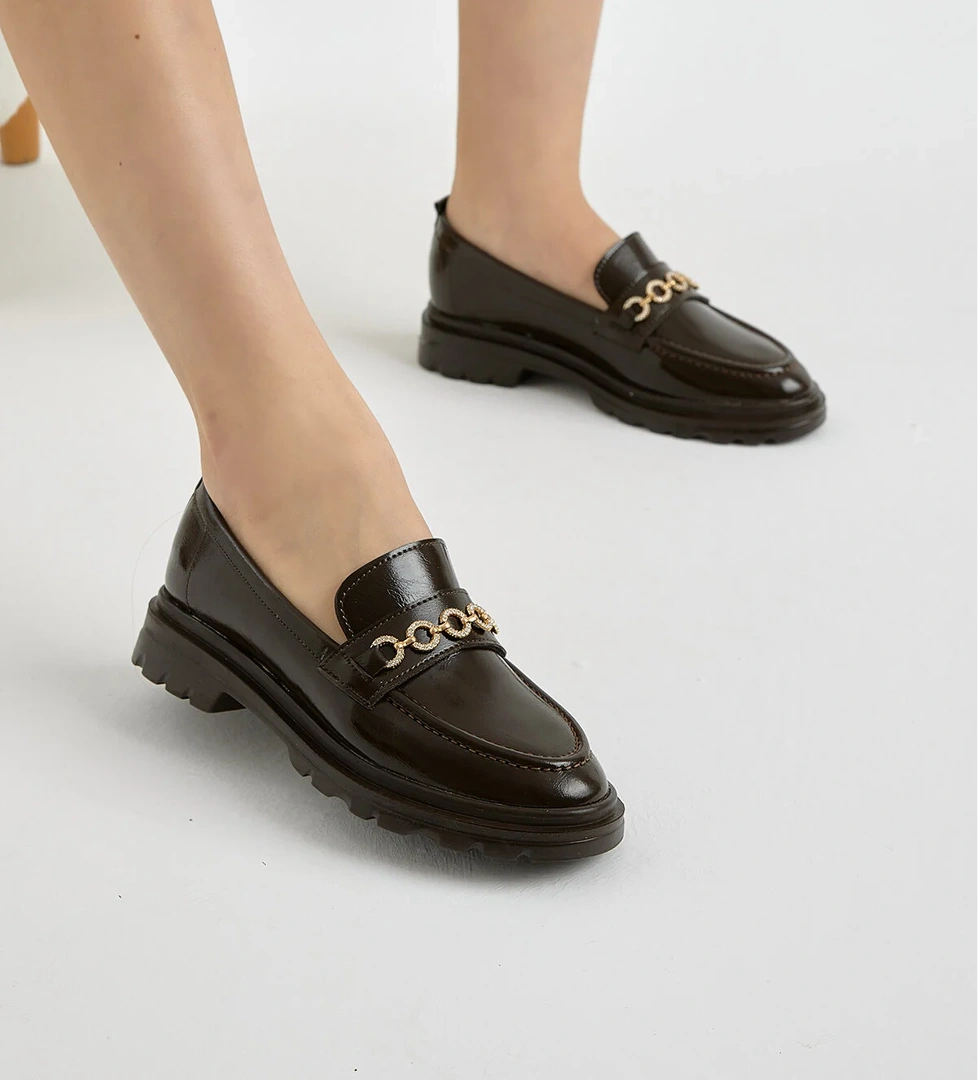 Kadın Kahve Kalın Poli Taban Zincir Aksesuarlı Günlük Loafer
