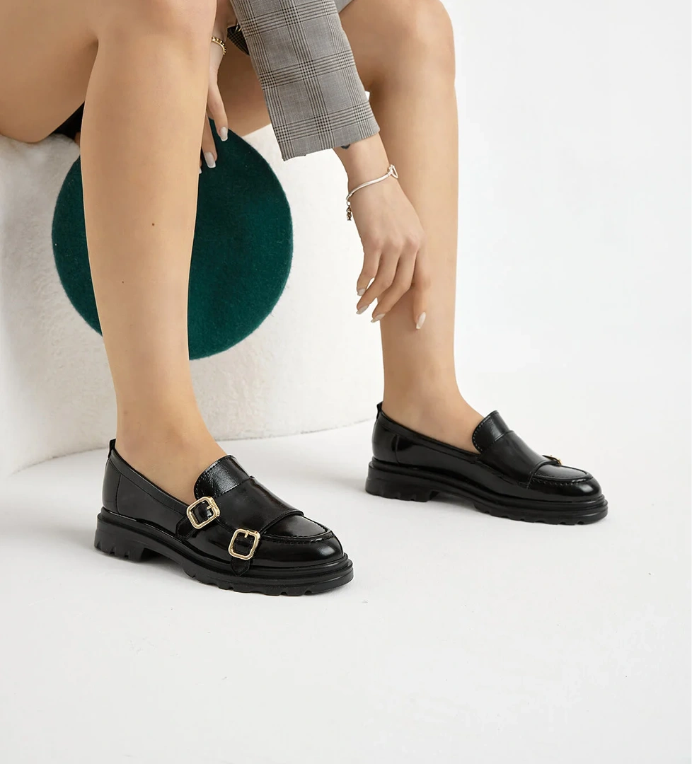 Kadın Siyah Rugan Kalın Poli Taban Çift Tokalı Günlük Loafer