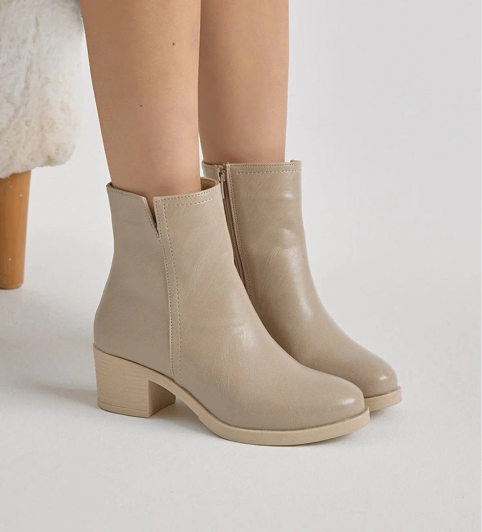 Kadın Bej Cilt Termo Taban Fermuarlı Topuklu Bot - Görsel 1