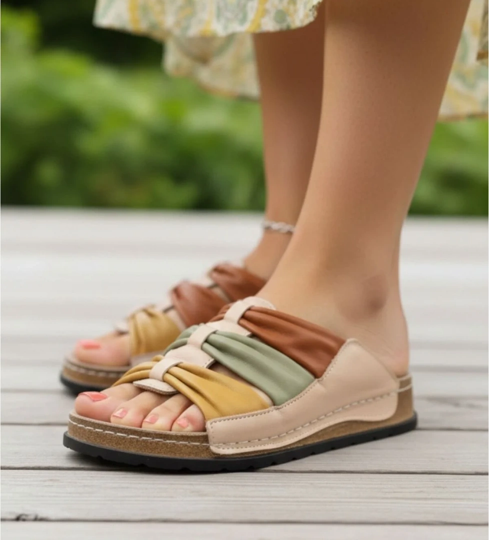 Hakiki Deri Büzgülü Çok Bantlı Rahat Taban Kadın Terlik NAPA-307 - Görsel 1