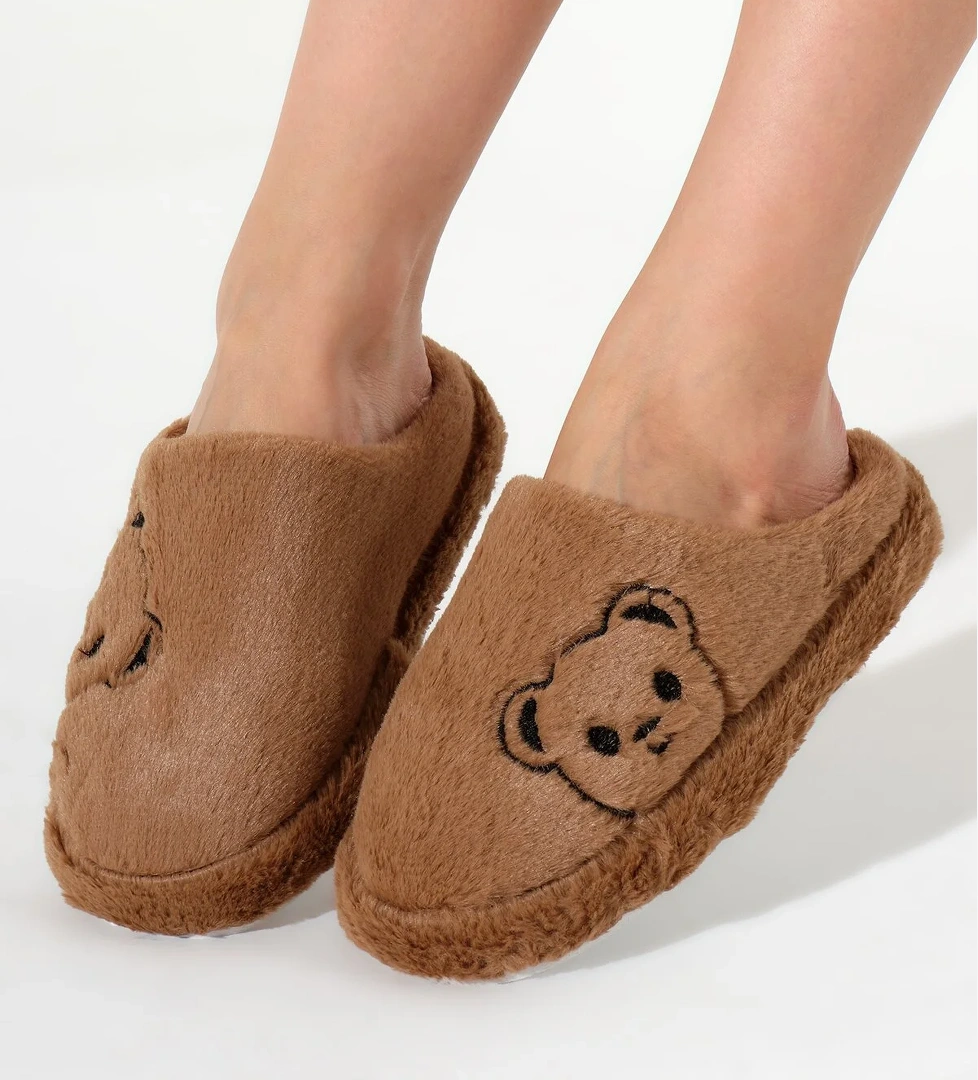 Tonny Black Kadın Ayıcık Desenli Önü Kapalı Peluş Ev Terliği model görseli