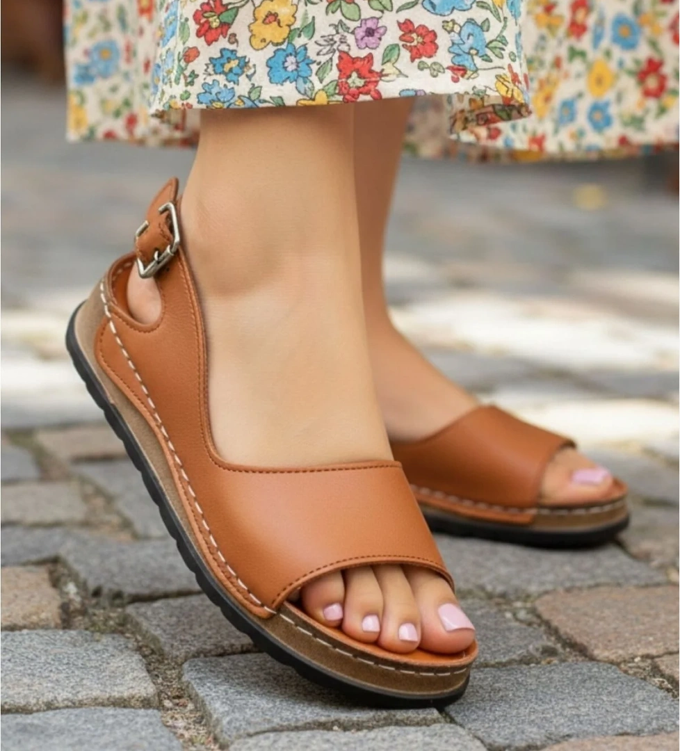 Hakiki Deri Tek Bant Tokalı Arka Bantlı Rahat Düz Taban Kadın Sandalet NAPA-306 - Görsel 1