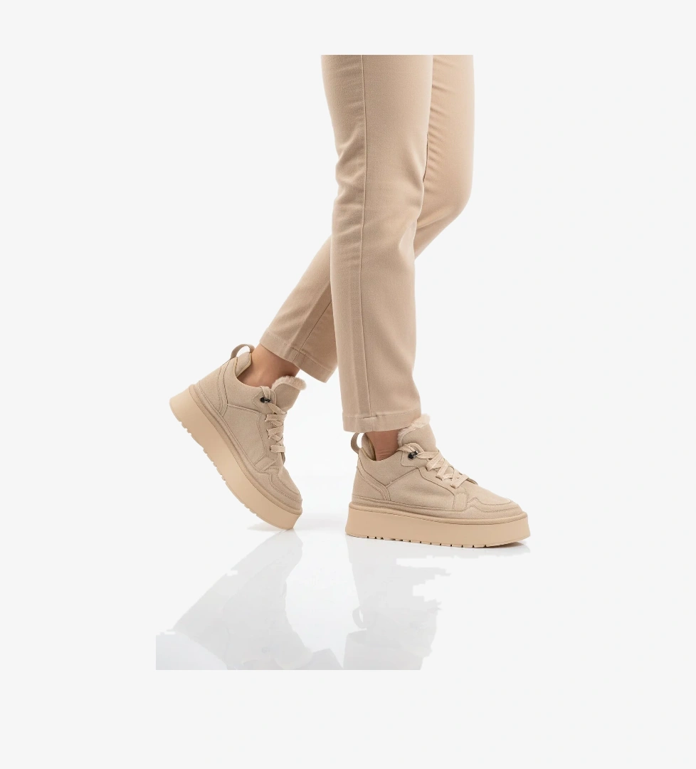 Bej Süet Polarlı Bağcıklı Kaymaz Kadın Bot 2613 Z