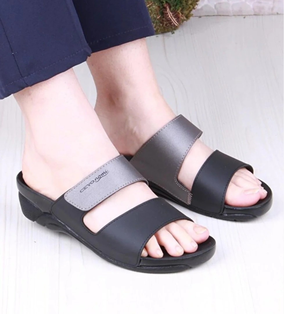 Venedik-15 Çırt Detaylı Ortapedik Kadın Terlik