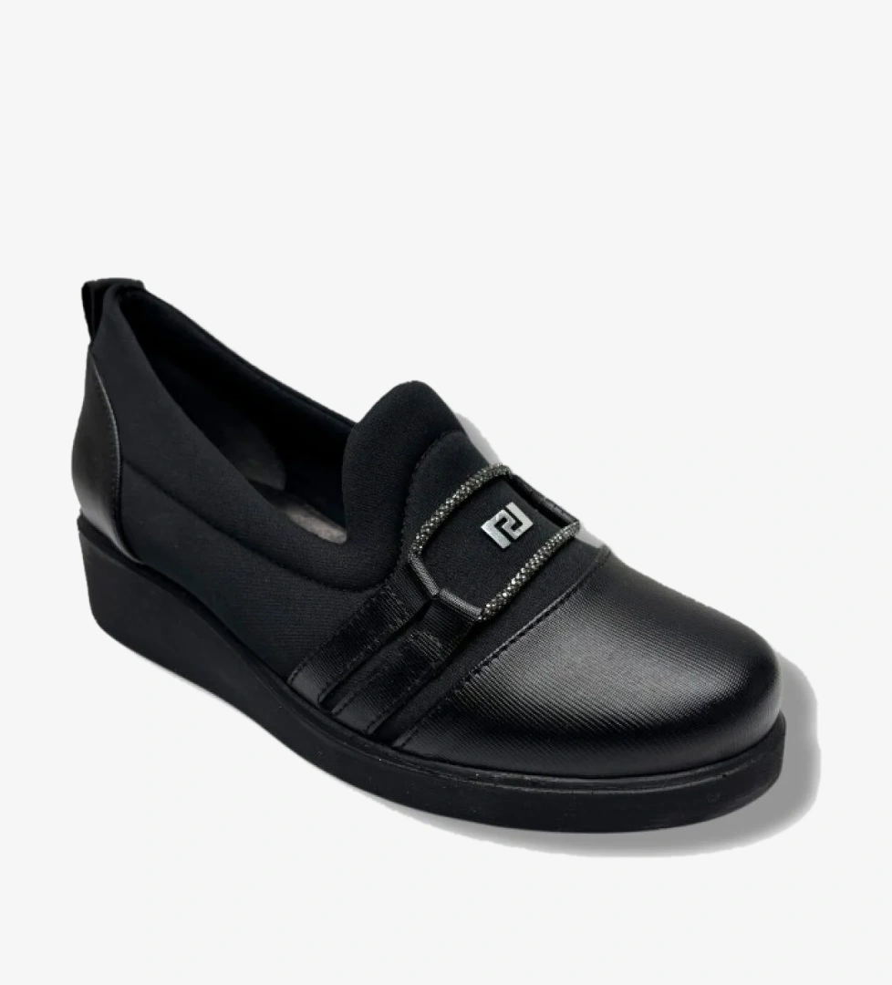 Oti̇p Oti̇p Siyah Oi 210-26 Streçli Deri Taşlı Anatomik Dolgu Topuklu Kadın Ayakkabı Flo'da! Siyah - 1. görsel