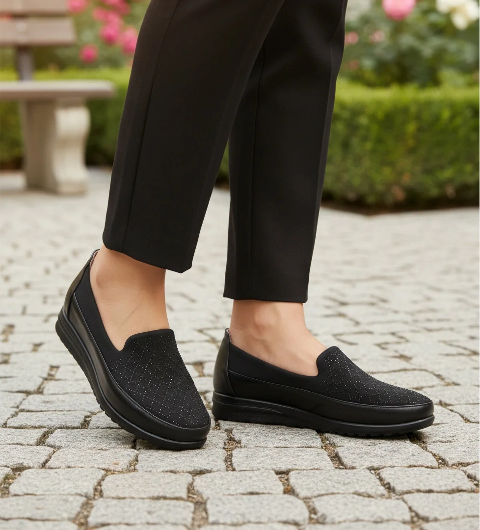 231-S Jel Taban Anatomik Siyah Kadın Günlük Ayakkabı - Görsel 1