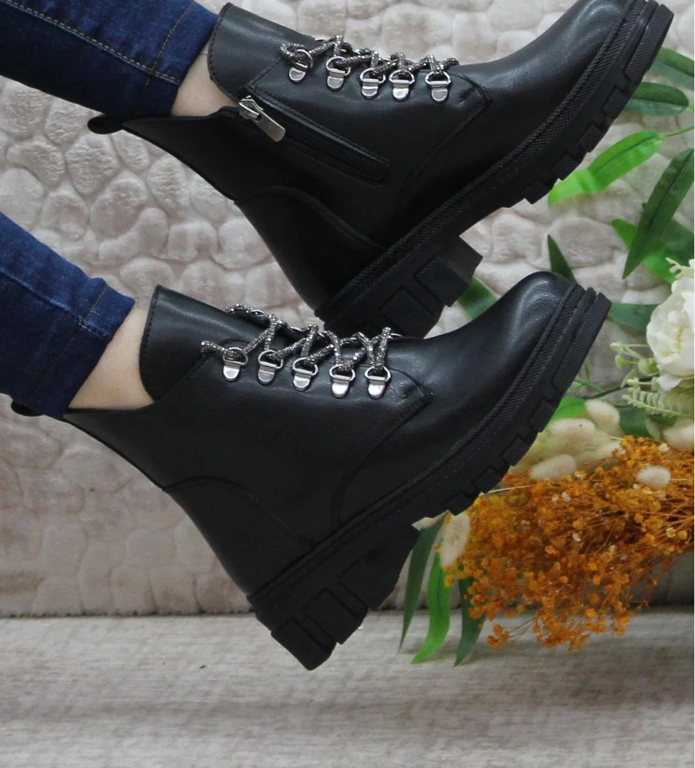 3352 Taş Bağcıklı Sıcak Astar Kaymaz Taban Kadın Bot - Görsel 1