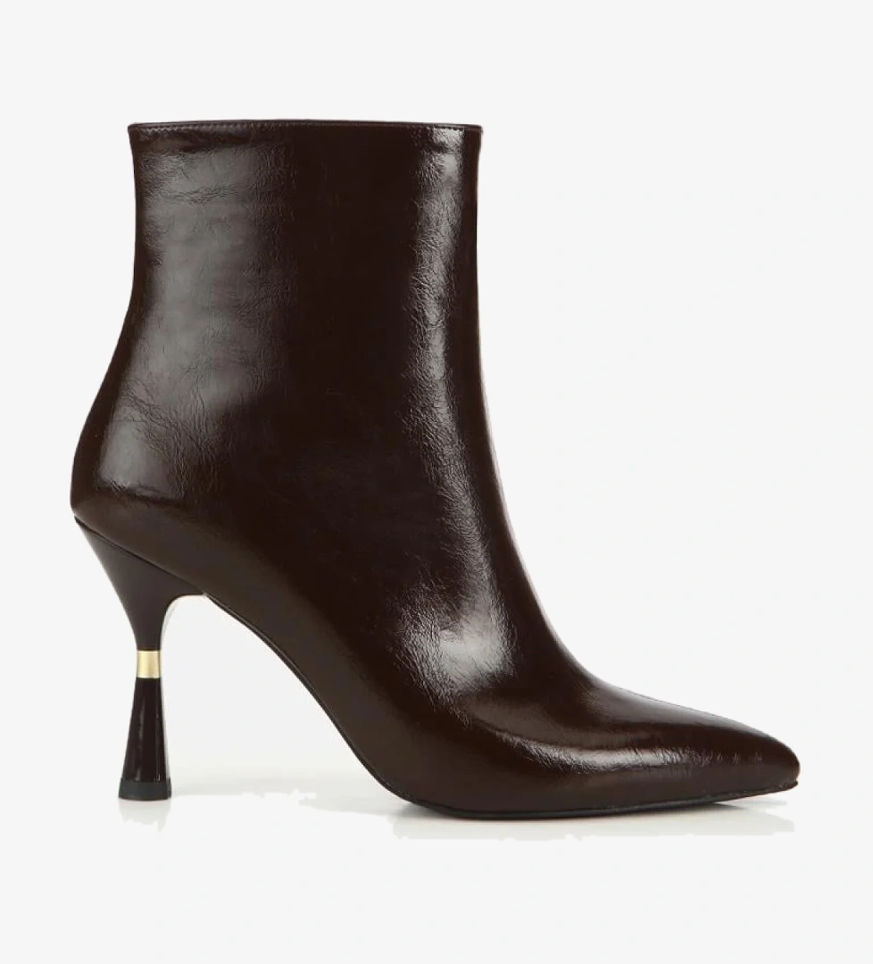 Kadın Kahverengi Gold Detaylı Sivri Burunlu İnce Topuklu Bot