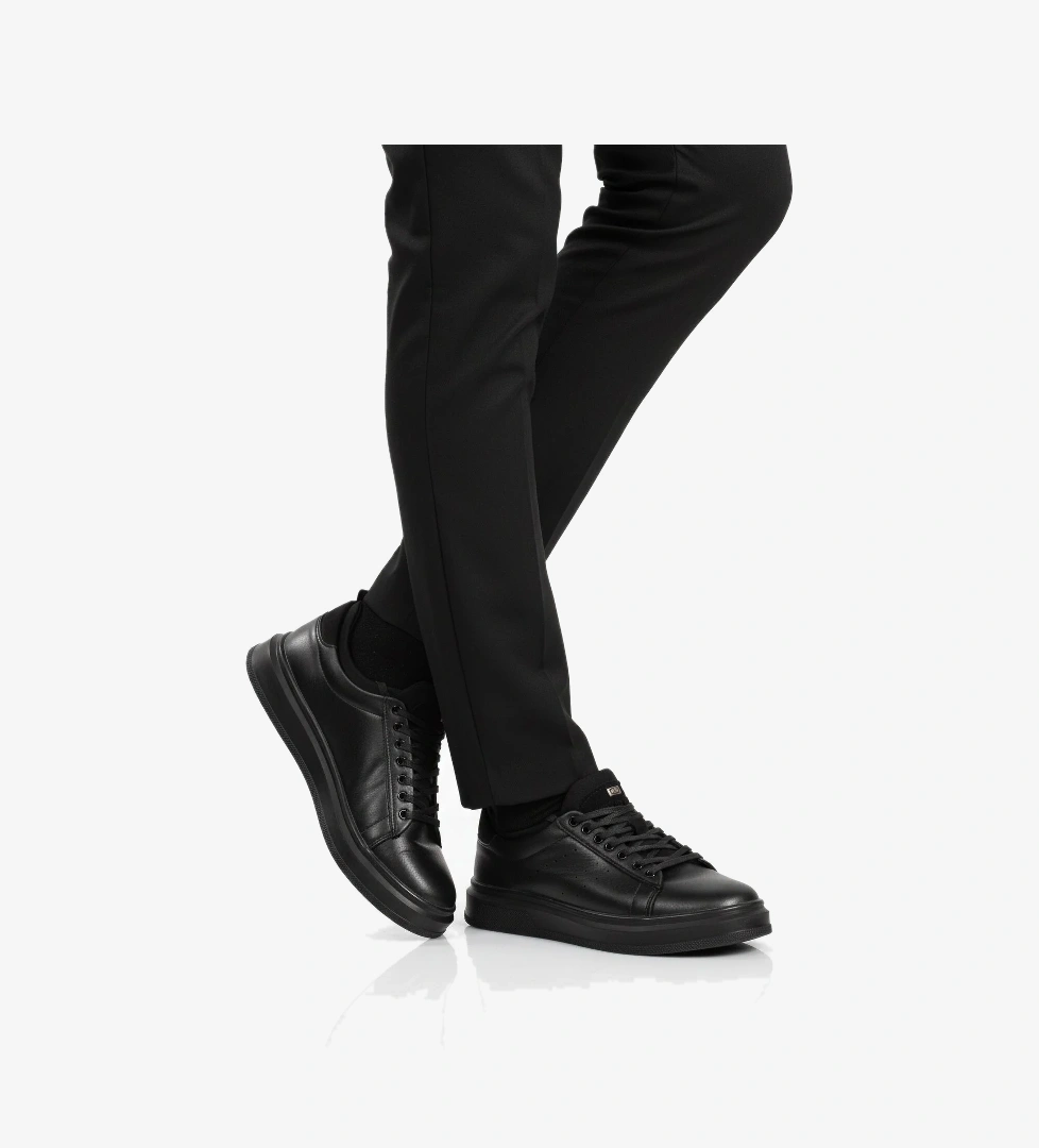 Siyah Bağcıklı Erkek Sneaker