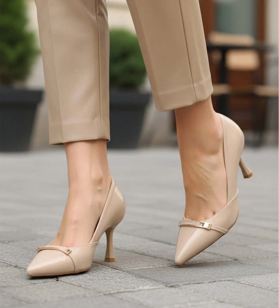 Ayakmod Ayakmod 575040 Z Bej Kırışık Kadın Topuklu Ayakkabı Kadın Klasik Ayakkabı Flo'da! Bej - 1. görsel