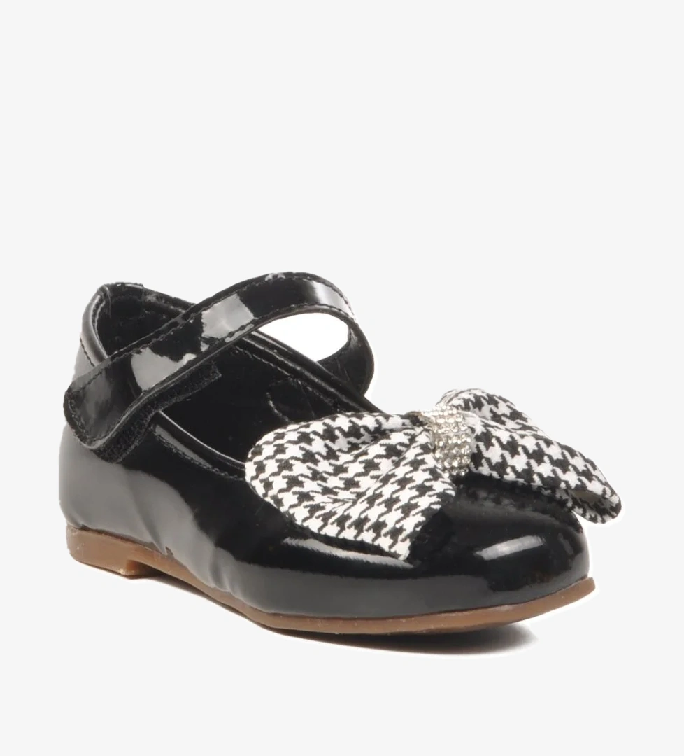 Walkway Walkway 180 B Siyah Rugan Kız Çocuk Babet Flo'da! Siyah - 1. görsel